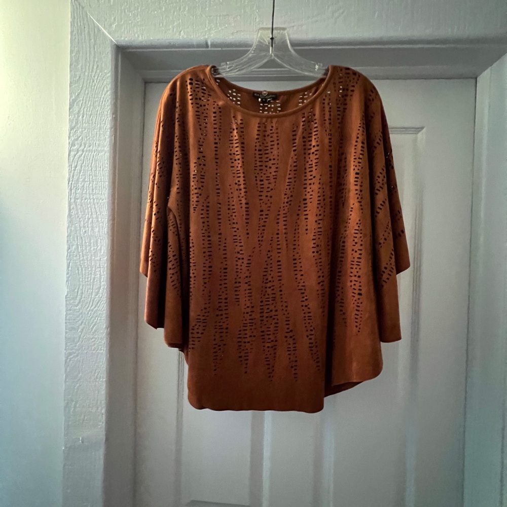 Alberto Makali Brown flowy  Short Sleeve Blouse suede material S
